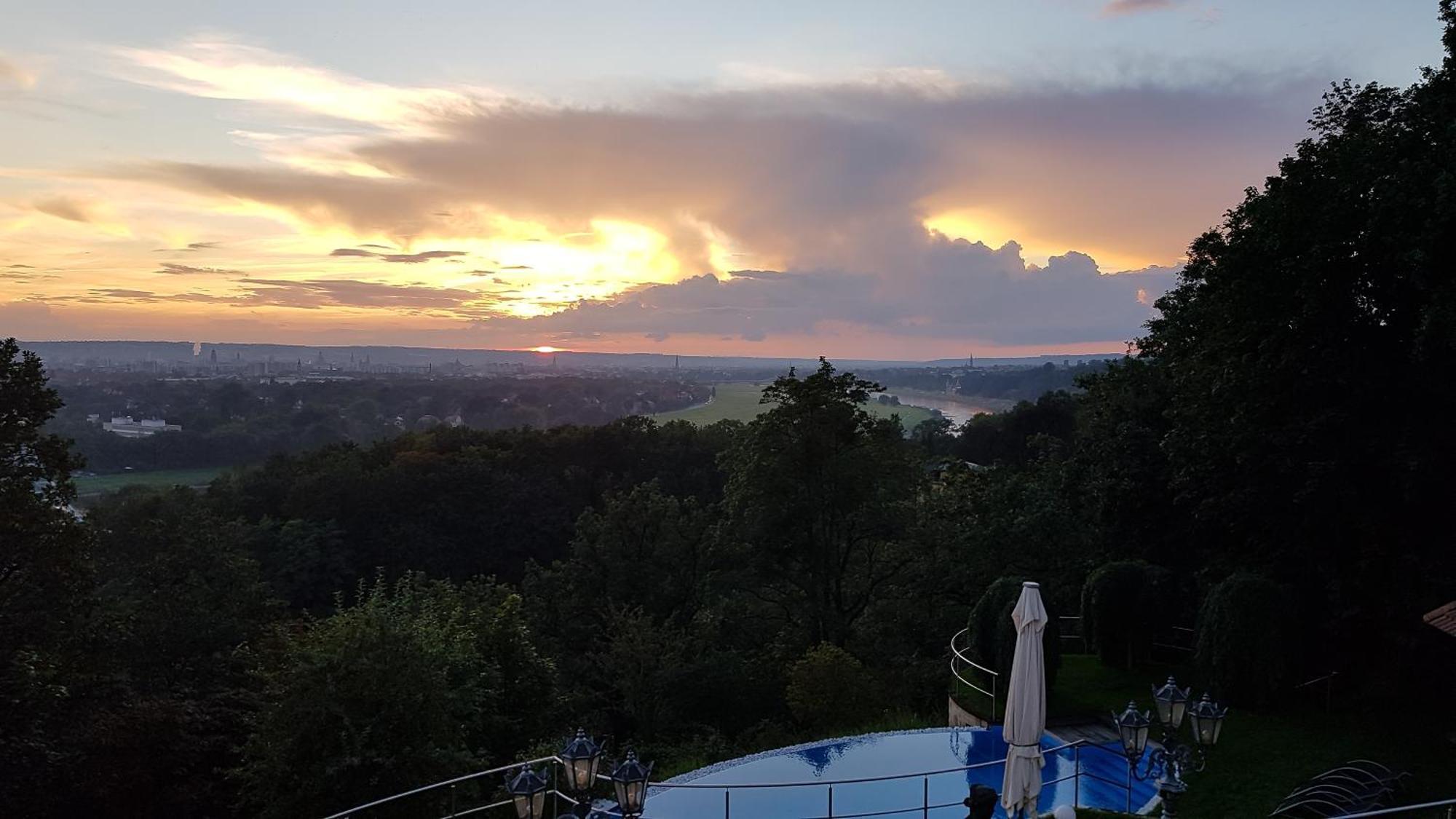 Villa Via Lapis - Panoramablick Ueber Dresden - Garten - Pool - Sauna - Luxus Exteriör bild